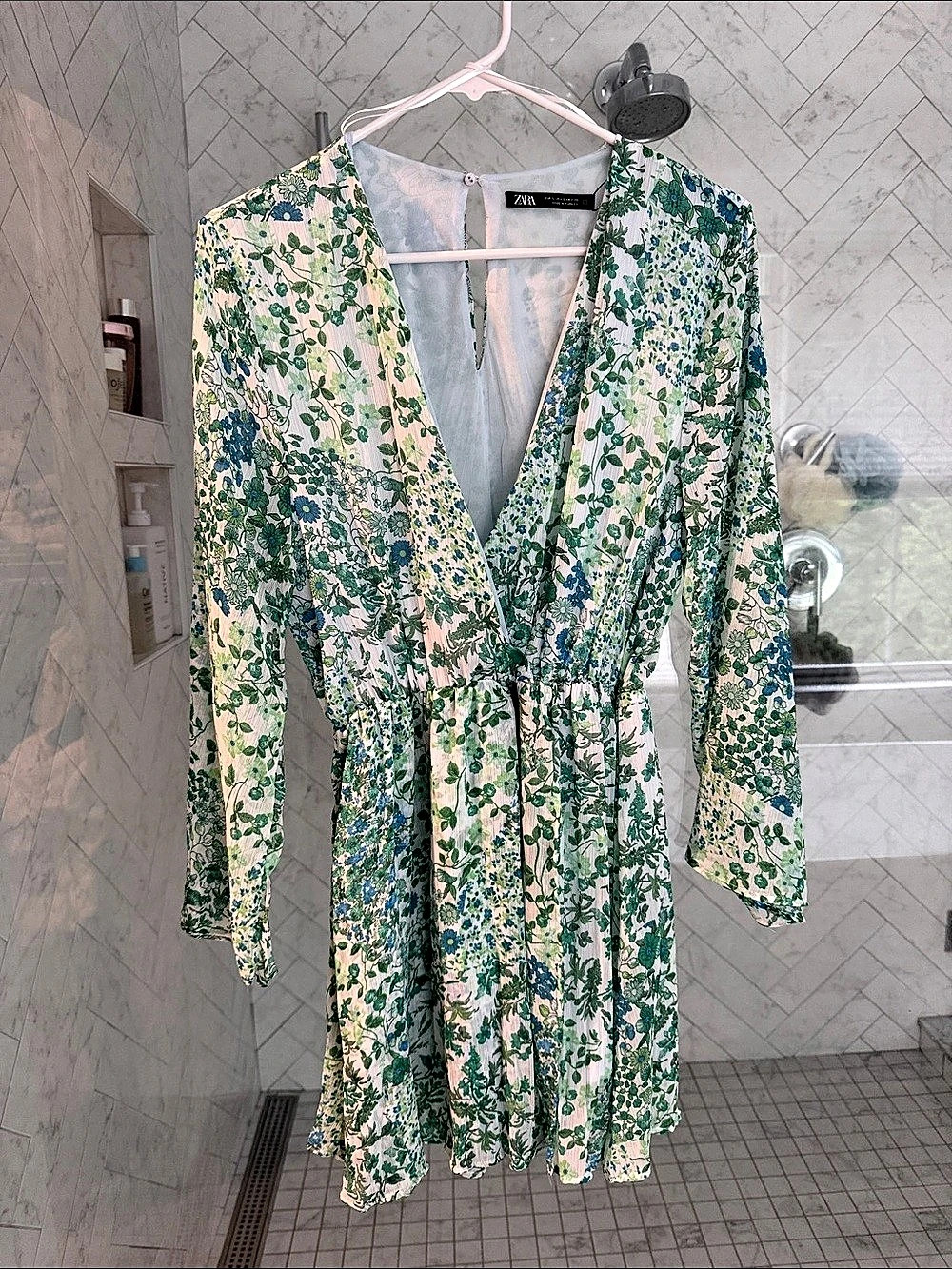 Zara Floral Mini Dress in Green & Pink Size Small Like New